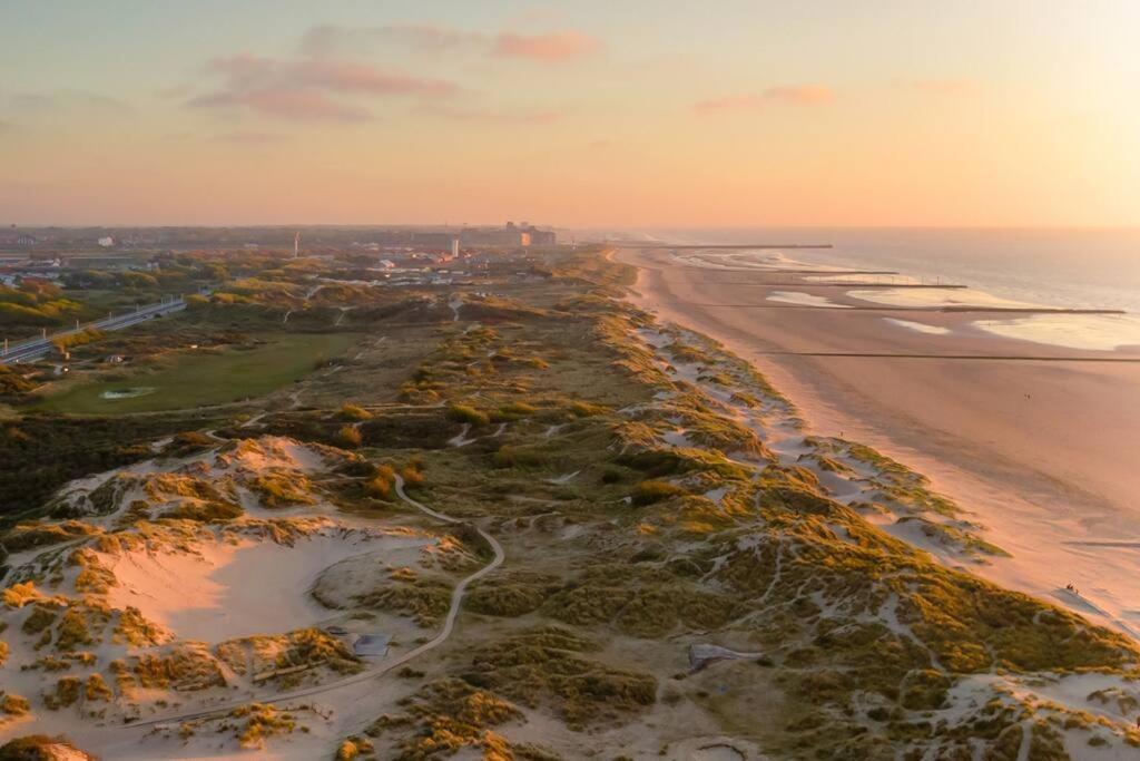 Lovely N° 9 Op Ieder Moment Een Prachtig Zeezicht & Zwembad Middelkerke Exterior photo